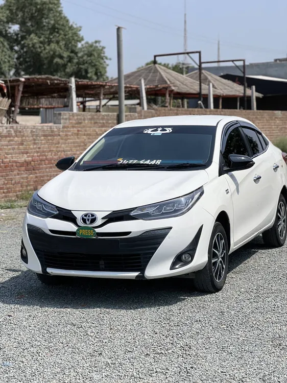Toyota Yaris Sedan 2021 for Sale in Khanewal Image-1