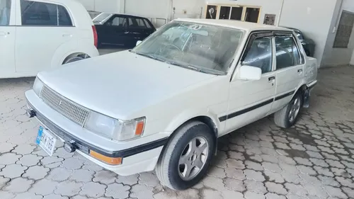 Toyota Corolla SE Saloon 1984