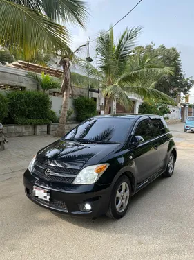 Toyota IST 1.3 F 2006