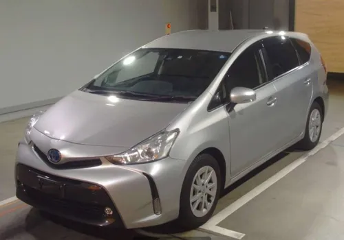 Toyota Prius Alpha S 2020