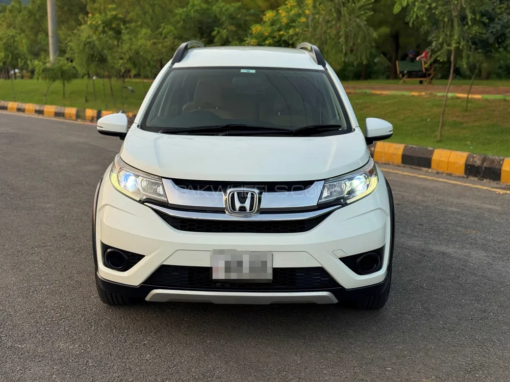 Honda BR-V 2017 for Sale in Islamabad Image-1