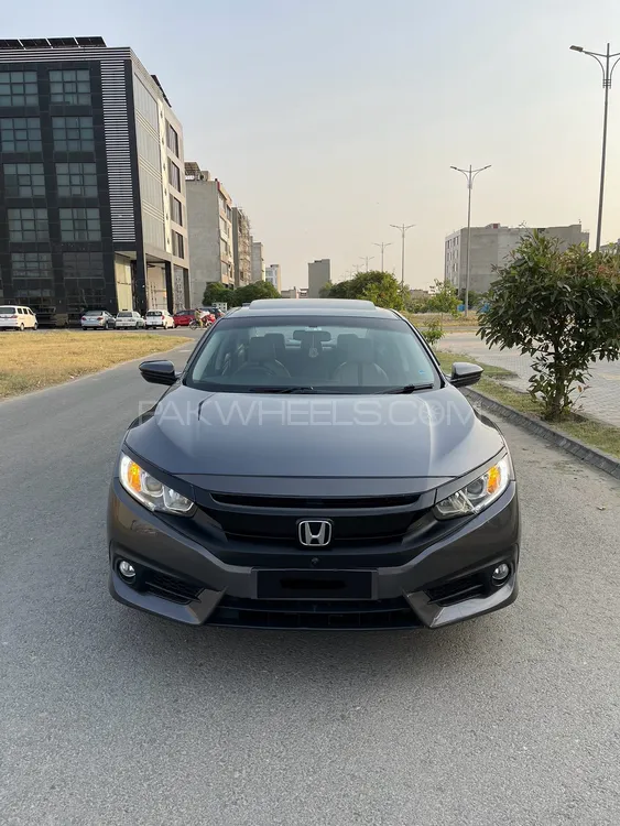 Honda Civic 2018 for Sale in Lahore Image-1