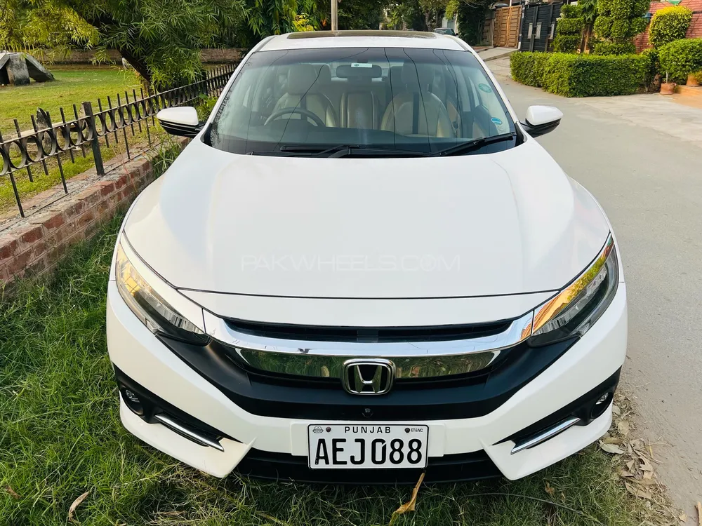 Honda Civic 2021 for Sale in Lahore Image-1