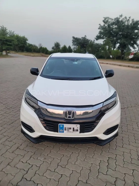 Honda Vezel 2018 for Sale in Islamabad Image-1