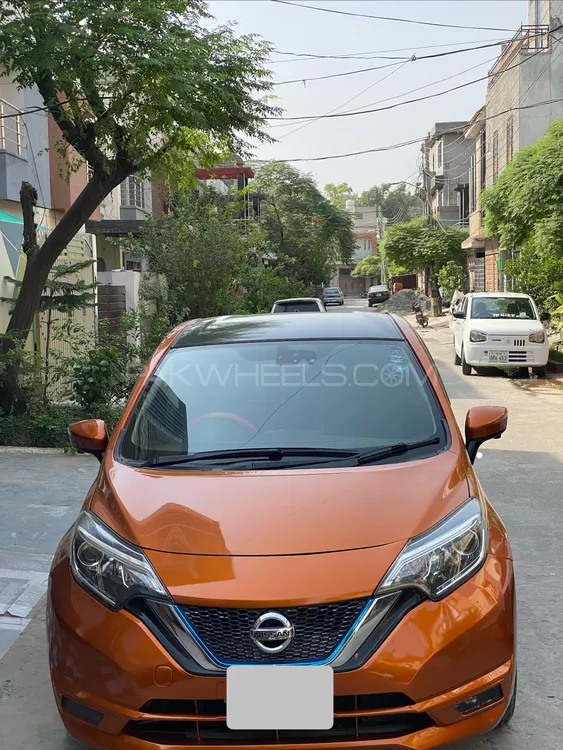 Nissan Note 2016 for Sale in Lahore Image-1