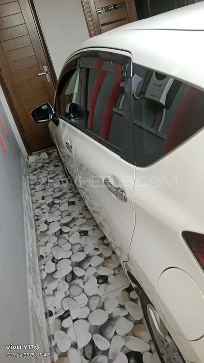 Nissan Note 2018 for Sale in Lahore Image-1