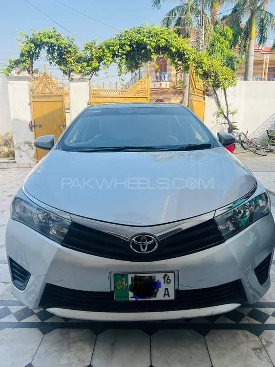 Toyota Corolla 2016 for Sale in Gujrat Image-1