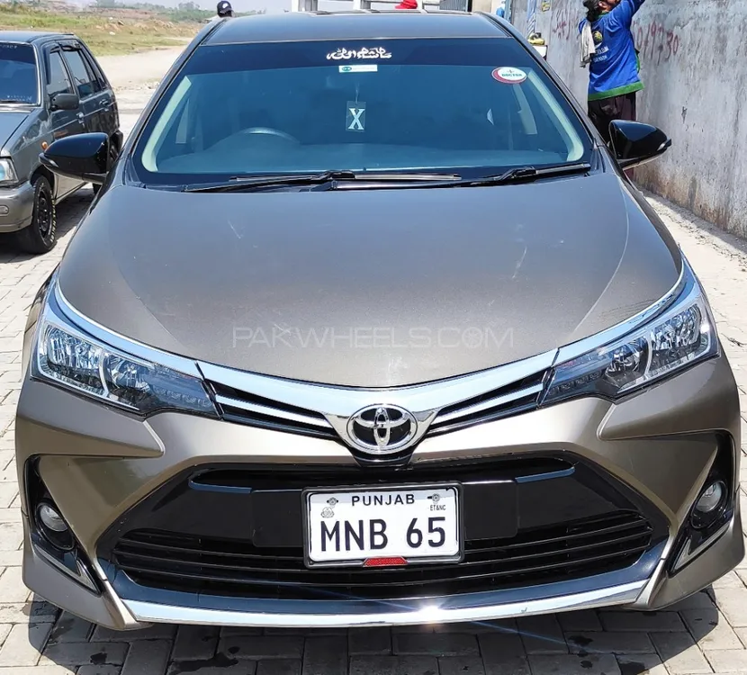 Toyota Corolla 2015 for Sale in Islamabad Image-1