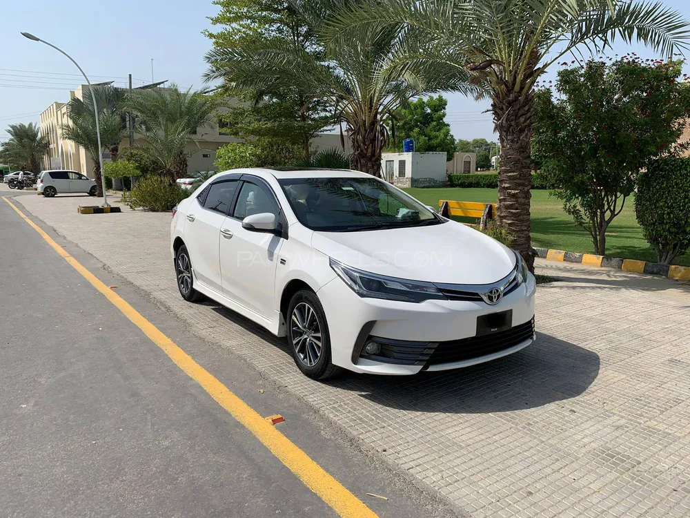Toyota Corolla 2018 for Sale in Haroonabad Image-1