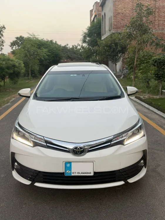 Toyota Corolla 2020 for Sale in Faisalabad Image-1
