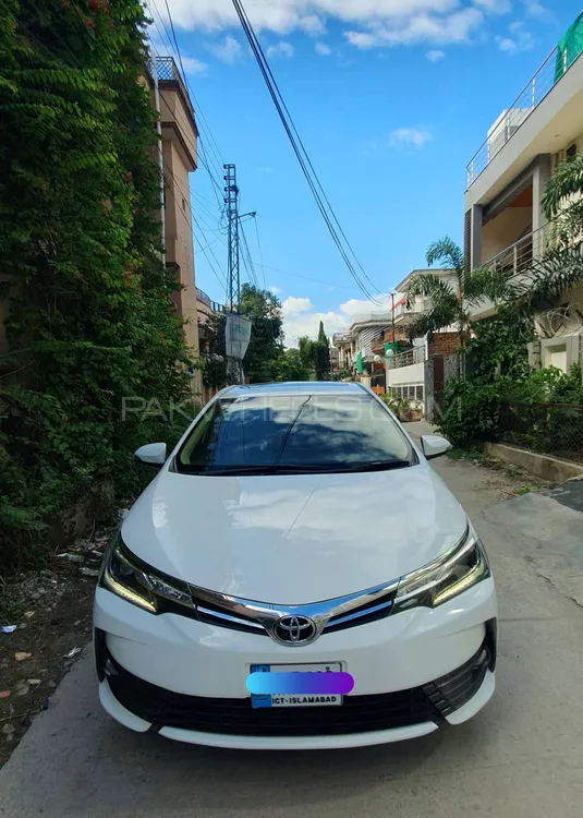 Toyota Corolla 2020 for Sale in Islamabad Image-1