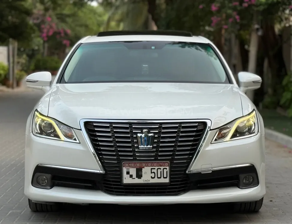 Toyota Crown 2014 for Sale in Karachi Image-1