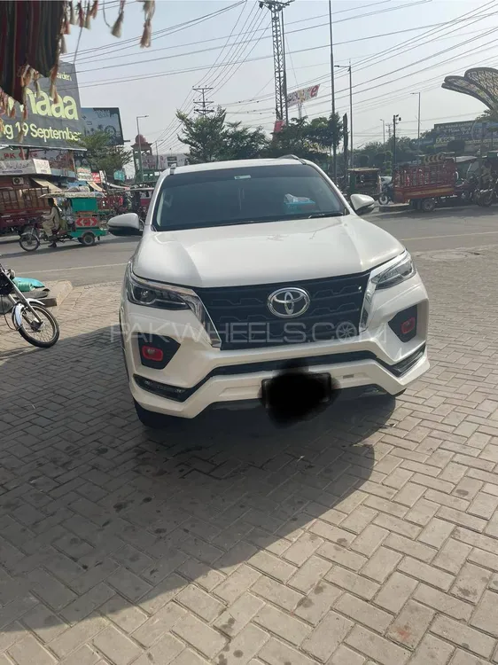 Toyota Fortuner 2022 for Sale in Lahore Image-1