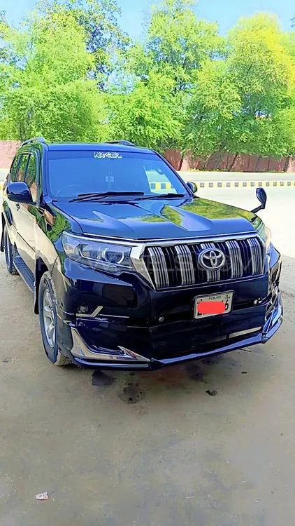 Toyota Land Cruiser 2005 for Sale in Okara Image-1