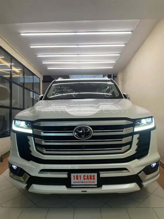 Toyota Land Cruiser 2022 for Sale in Lahore Image-1