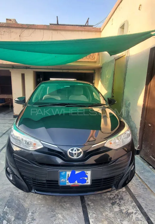 Toyota Yaris Sedan 2021 for Sale in Sahiwal Image-1