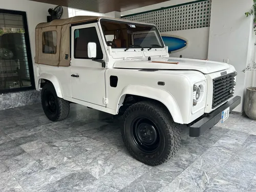 Land Rover Defender 2007