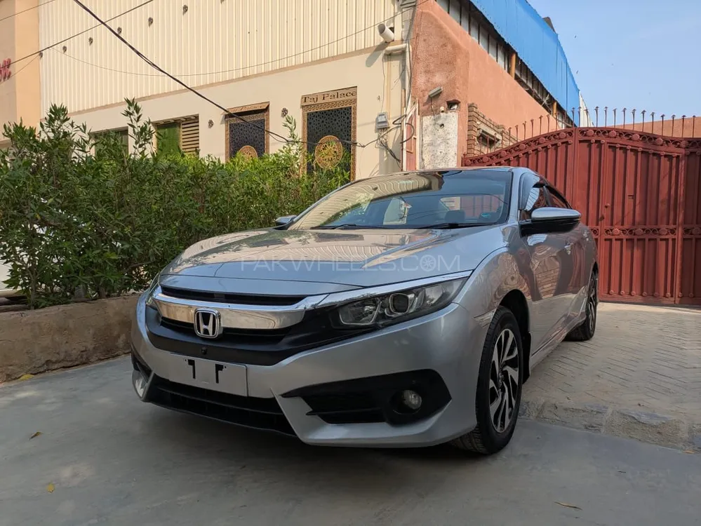 Honda Civic 2017 for Sale in Hyderabad Image-1