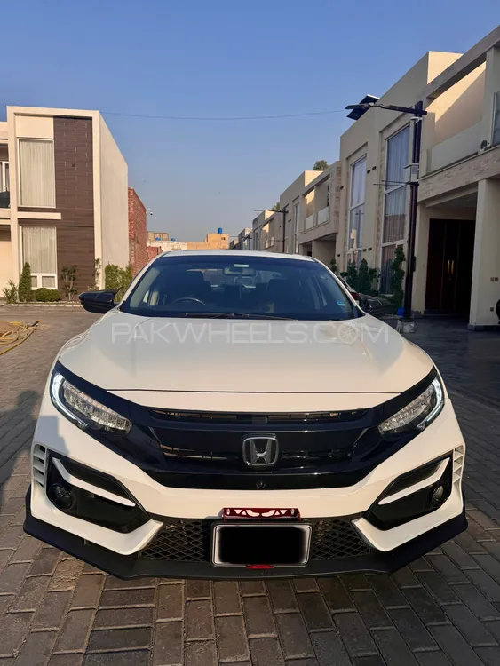 Honda Civic 2018 for Sale in Lahore Image-1