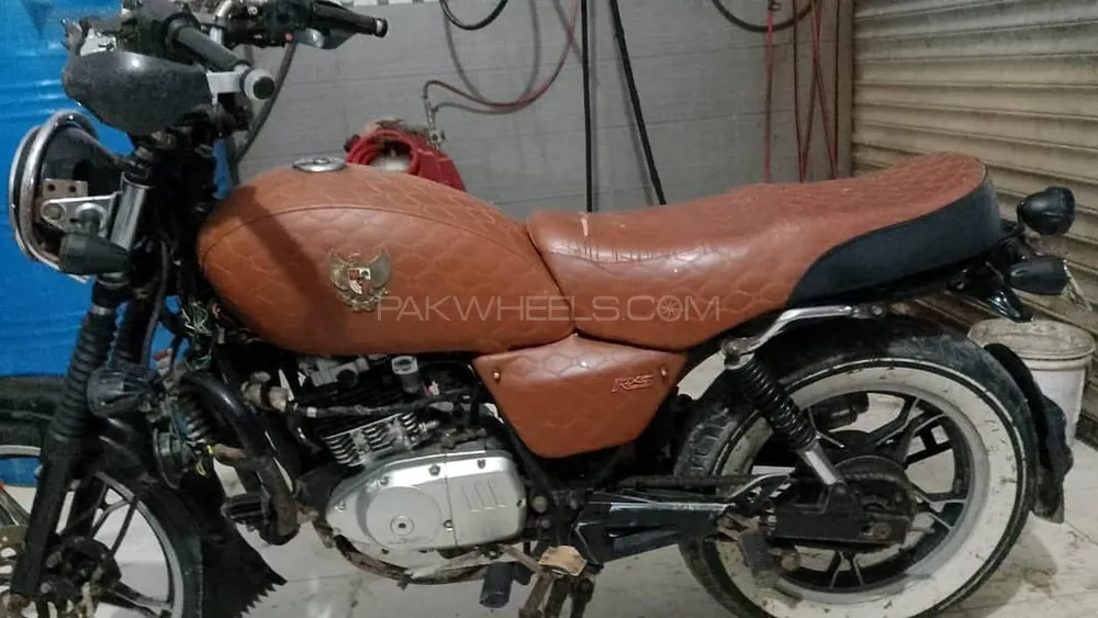 Suzuki GS 150 2016 for Sale Image-1