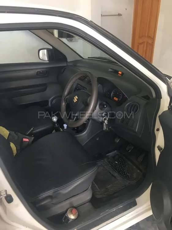 Suzuki Swift 2012 for Sale in Haripur Image-1