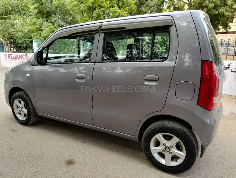 Suzuki Wagon R 2018 for Sale in Karachi Suzuki Wagon R 2018 for Sale in Karachi Image-1