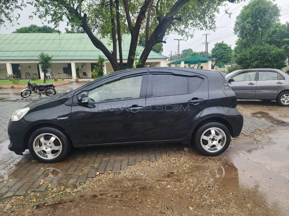 Toyota Aqua 2014 for Sale in Jhelum Toyota Aqua 2014 for Sale in Jhelum Image-1