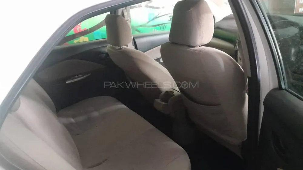 Toyota Belta 2007 for Sale in Lahore Image-1