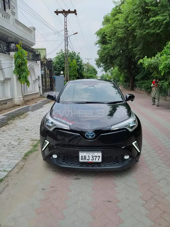 Toyota C-HR 2019 for Sale in Lahore Image-1