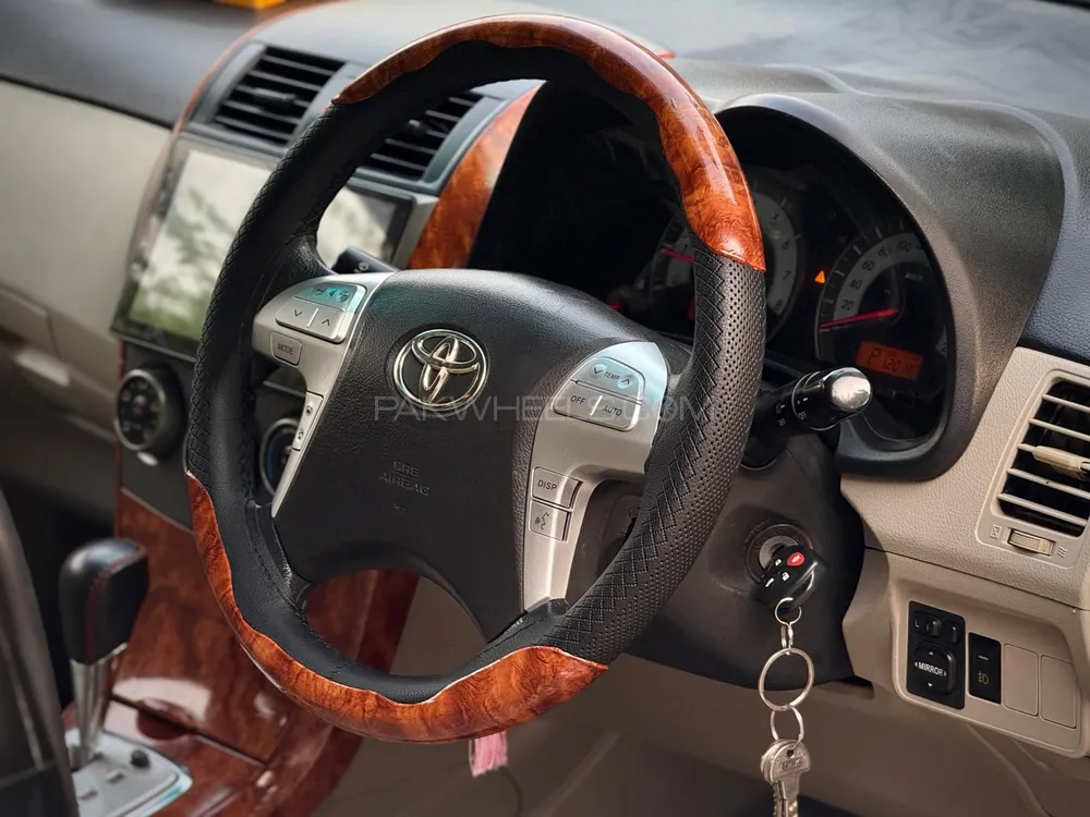 Toyota Corolla 2012 for Sale in Lahore Image-1