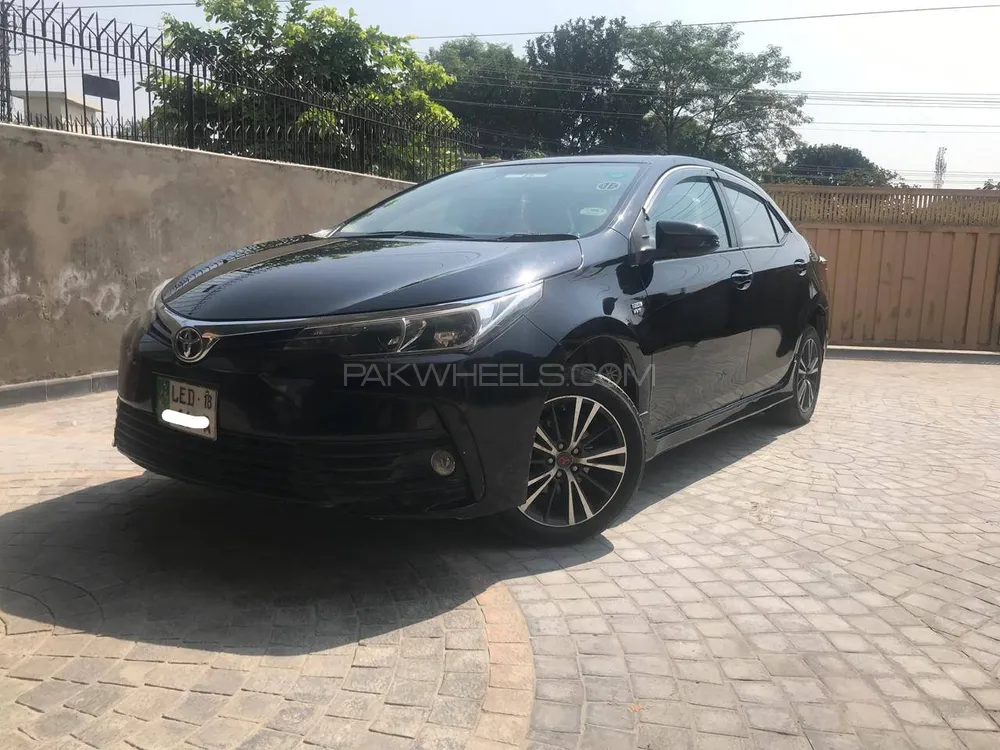Toyota Corolla 2018 for Sale in Lahore Image-1