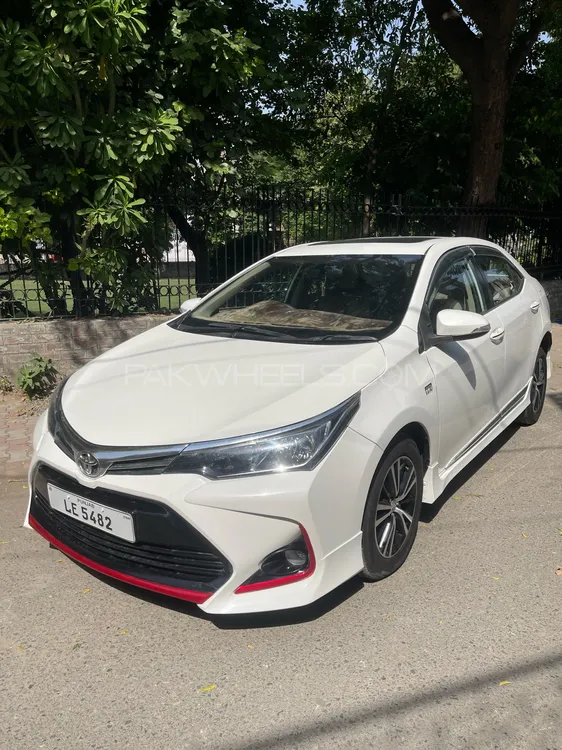 Toyota Corolla 2014 for Sale in Lahore Image-1