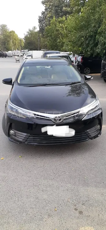 Toyota Corolla 2018 for Sale in Islamabad Image-1