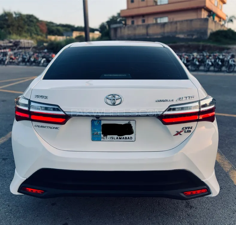 Toyota Corolla 2020 for Sale in Islamabad Image-1