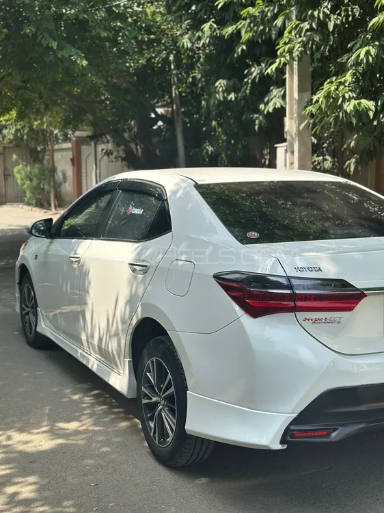 Toyota Corolla 2021 for Sale in Faisalabad Image-1