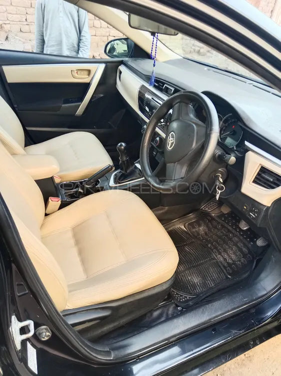 Toyota Corolla 2014 for Sale in Sargodha Image-1