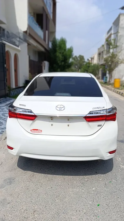 Toyota Corolla 2018 for Sale in D.G.Khan Toyota Corolla 2018 for Sale in D.G.Khan Image-5