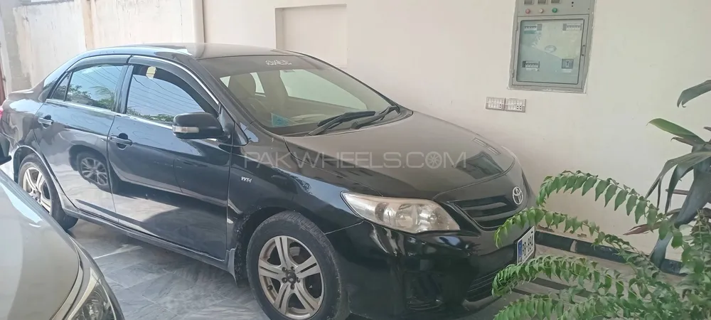 Toyota Corolla 2014 for Sale in Peshawar Image-1