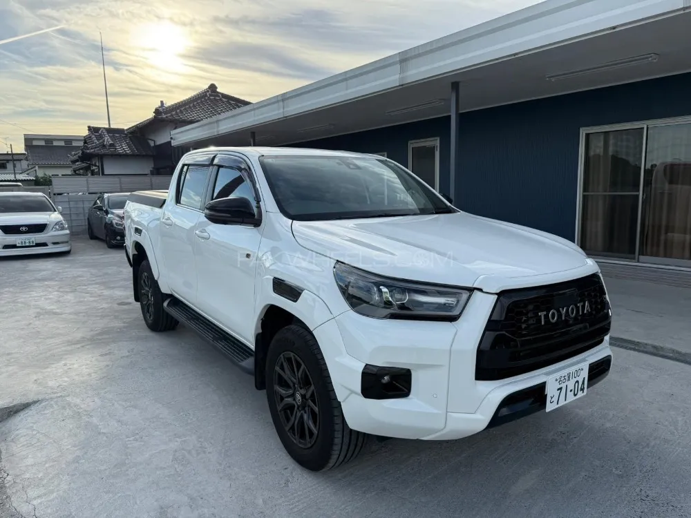 Toyota Hilux 2022 for Sale in Peshawar Image-1