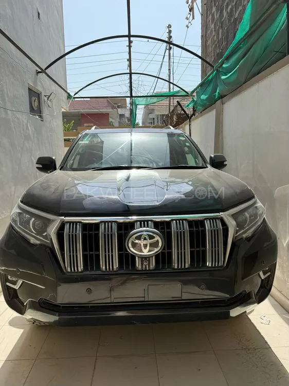 Toyota Land Cruiser 2010 for Sale in Karachi Image-1