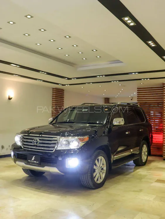 Toyota Land Cruiser 2013 for Sale in Islamabad Image-1
