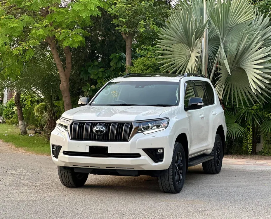 Toyota Prado 2020 for Sale in Lahore Image-1