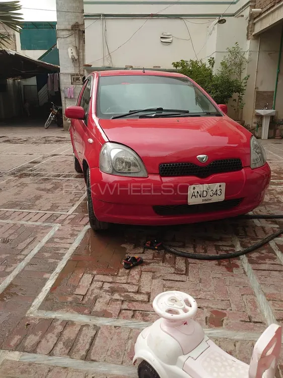 Toyota Vitz 2002 for Sale in Multan Image-1