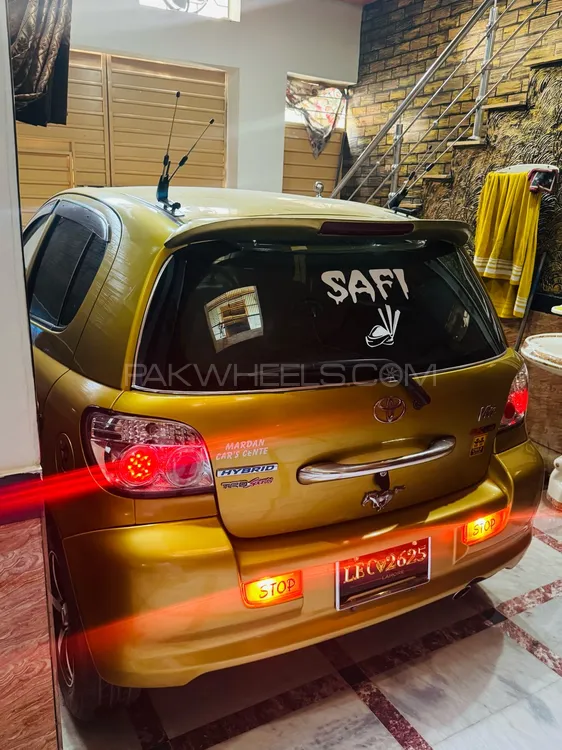 Toyota Vitz 1999 for Sale in Peshawar Image-1