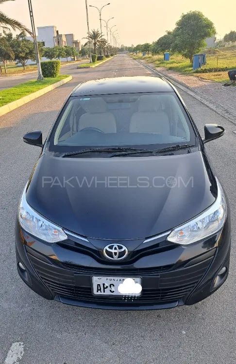 Toyota Yaris Sedan 2023 for Sale in Lahore Image-1