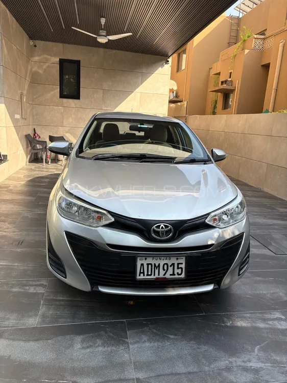 Toyota Yaris Sedan 2021 for Sale in Lahore Image-1