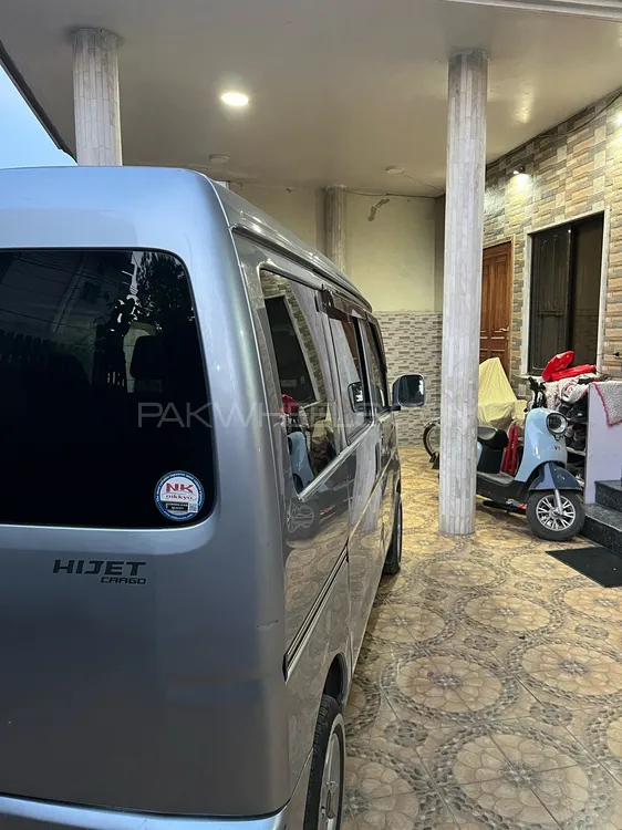 Daihatsu Hijet 2014 for Sale in Rawalpindi Daihatsu Hijet 2014 for Sale in Rawalpindi Image-3