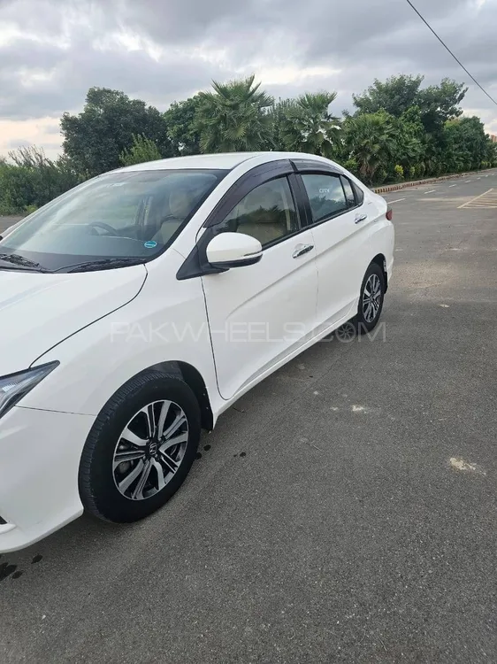 Honda City 2022 for Sale in Lahore Image-1