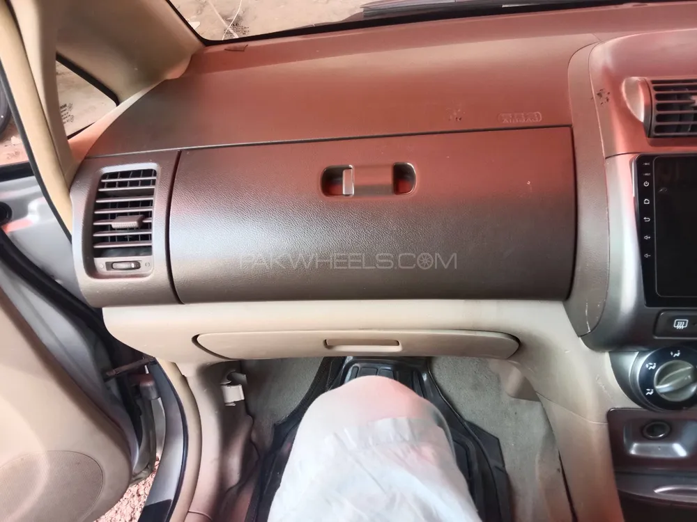 Honda City 2005 for Sale in Burewala Image-1