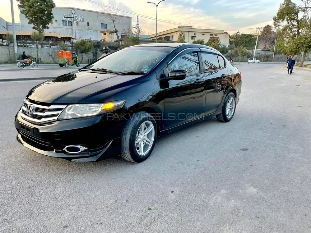 Honda City 2015 for Sale in Islamabad Image-1